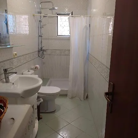 Apartment Lovely 11 Ap In Myslym Shyri Tirana